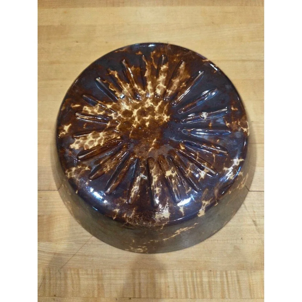 Antique Ohio Rockingham Glazed Sunburst Spongeware Pottery Bowl 9.5